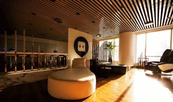 陌陌豹变：最熟悉的陌生人赚钱才是硬道理