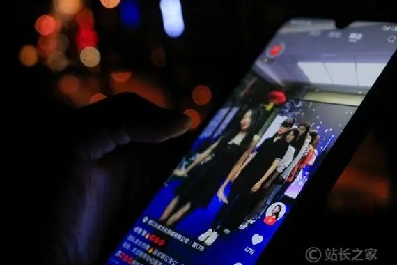 数字帝国马斯克：特斯拉和SpaceX的比特币投资揭秘?